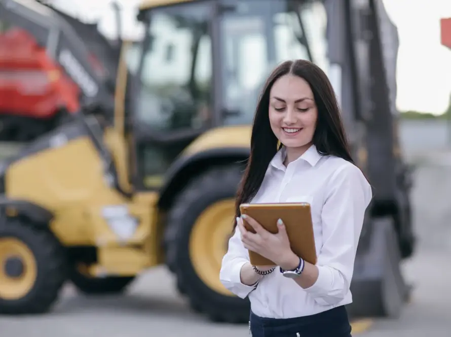 heavy equipment rental company in uae